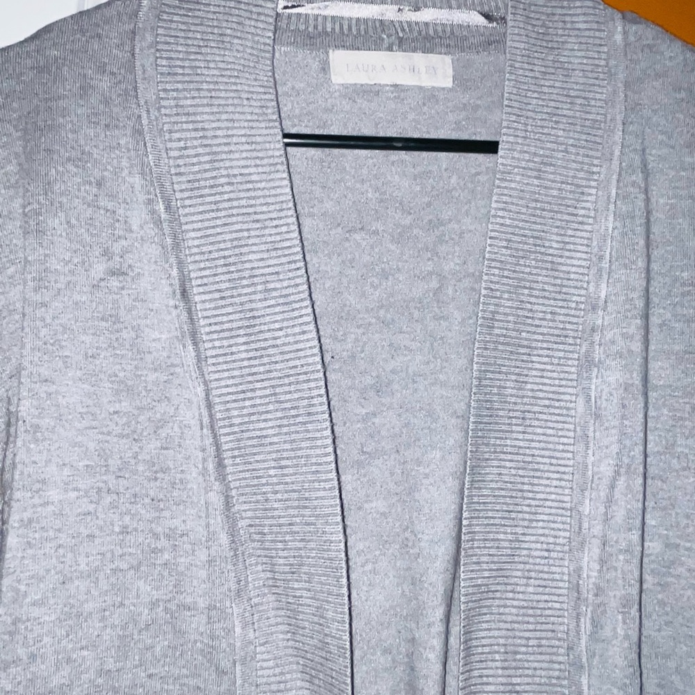 Laura Ashley Gray Women's 3/4 Sleeve Sweater